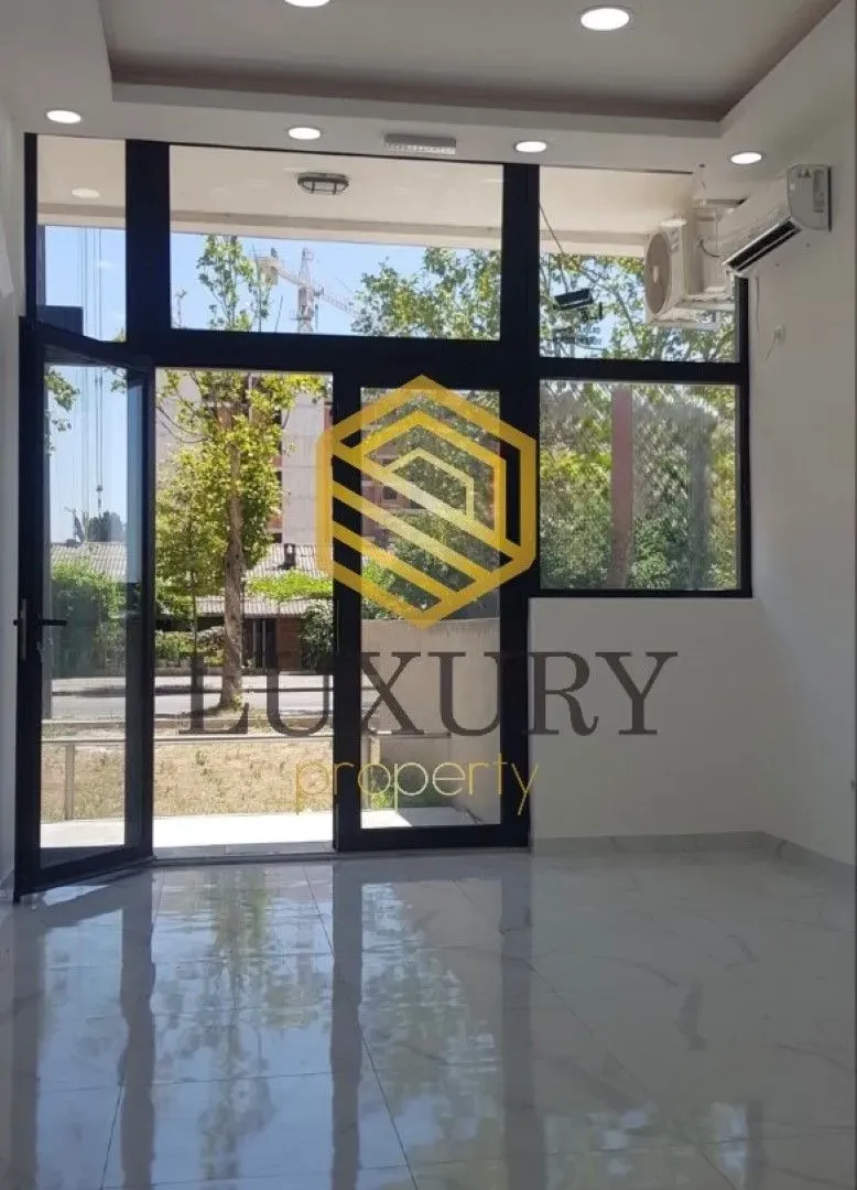 Izdavanje, poslovni prostor, 24m², Pobrežje, Podgorica