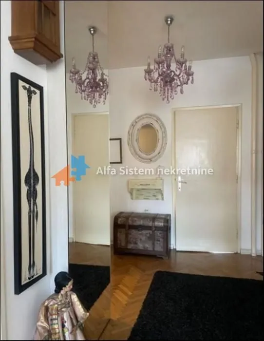Rent, three bedroom apartment, 70m², Stari Grad, Beograd