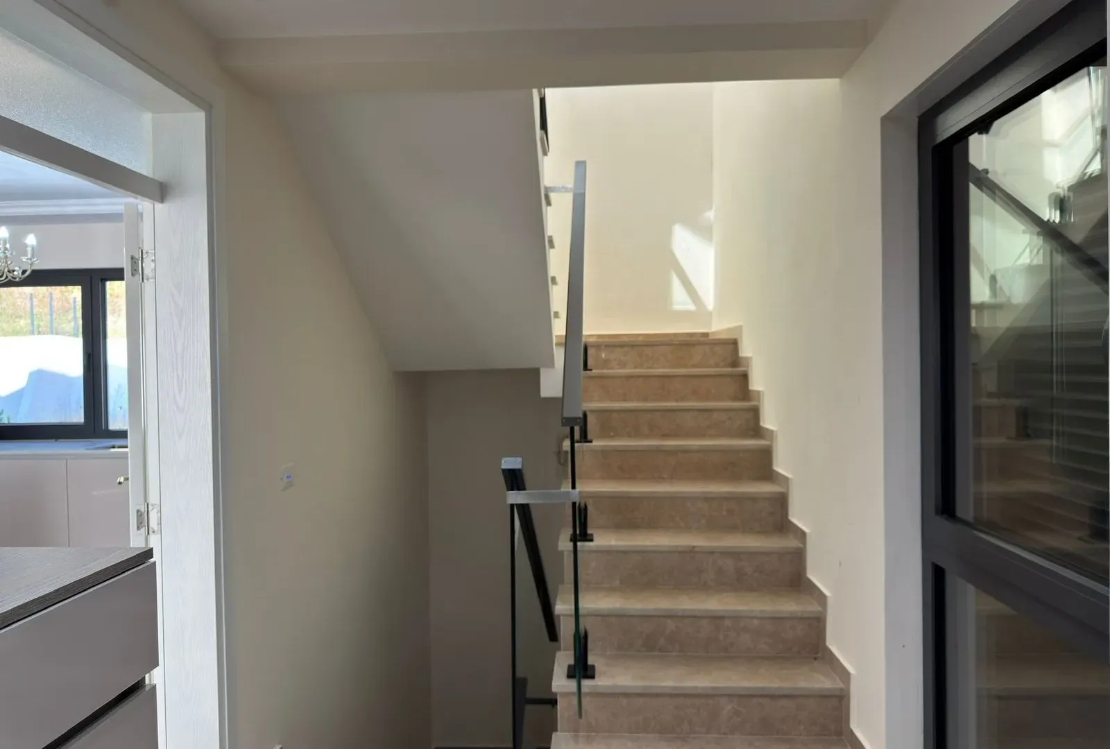 Rent, house, 397m², Seljanovo, Tivat
