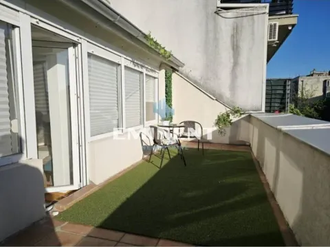 Izdavanje, trosoban stan, 90m², Stari Grad, Beograd - image 18