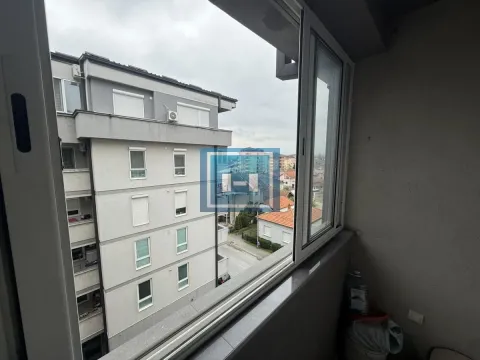 Izdavanje, jednosoban stan, 37m², Aqua park, Jagodina - image 9