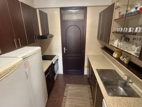 Prodaja, dvosoban stan, 83m², Makedonsko naselje, Bar - image 8