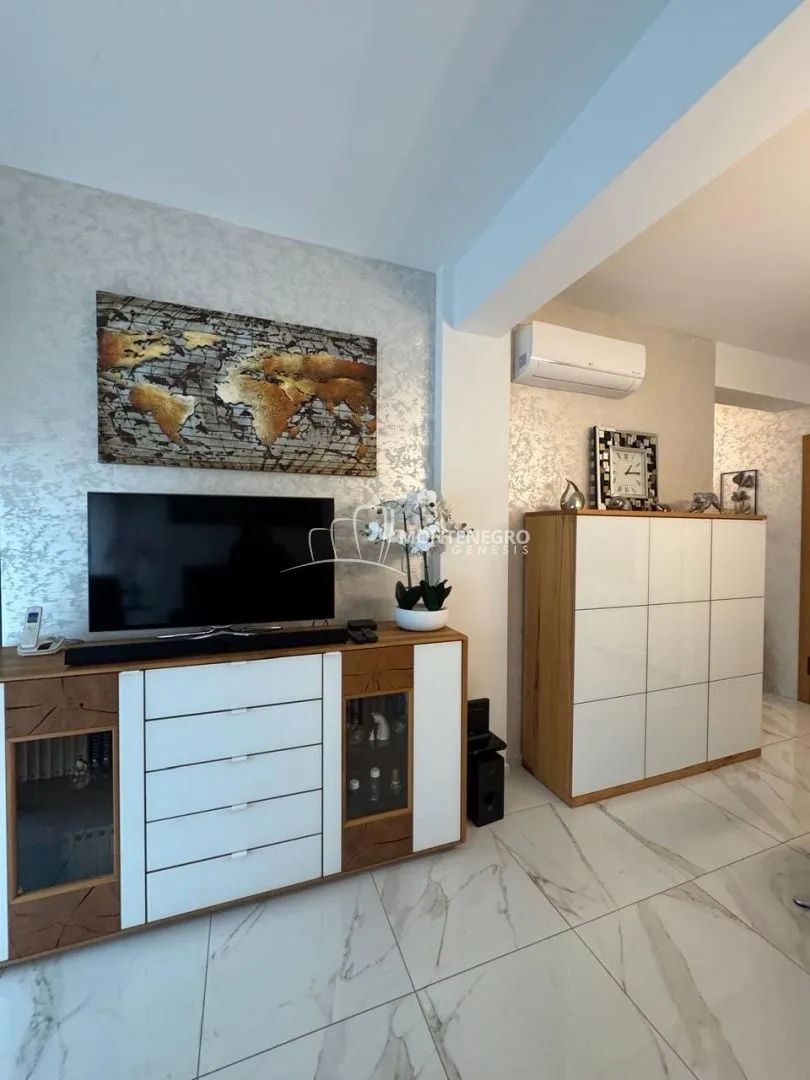 Prodaja, dvosoban stan, 61m², Igalo, Herceg Novi