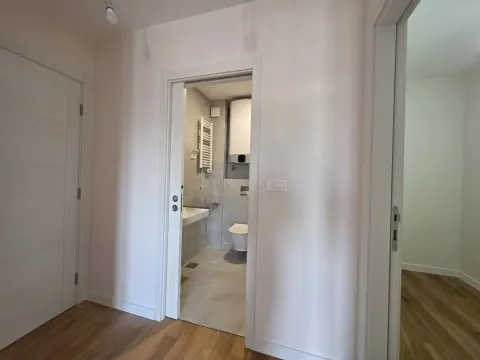 Rent, apartment, 95m², Central Point, Podgorica - image 12