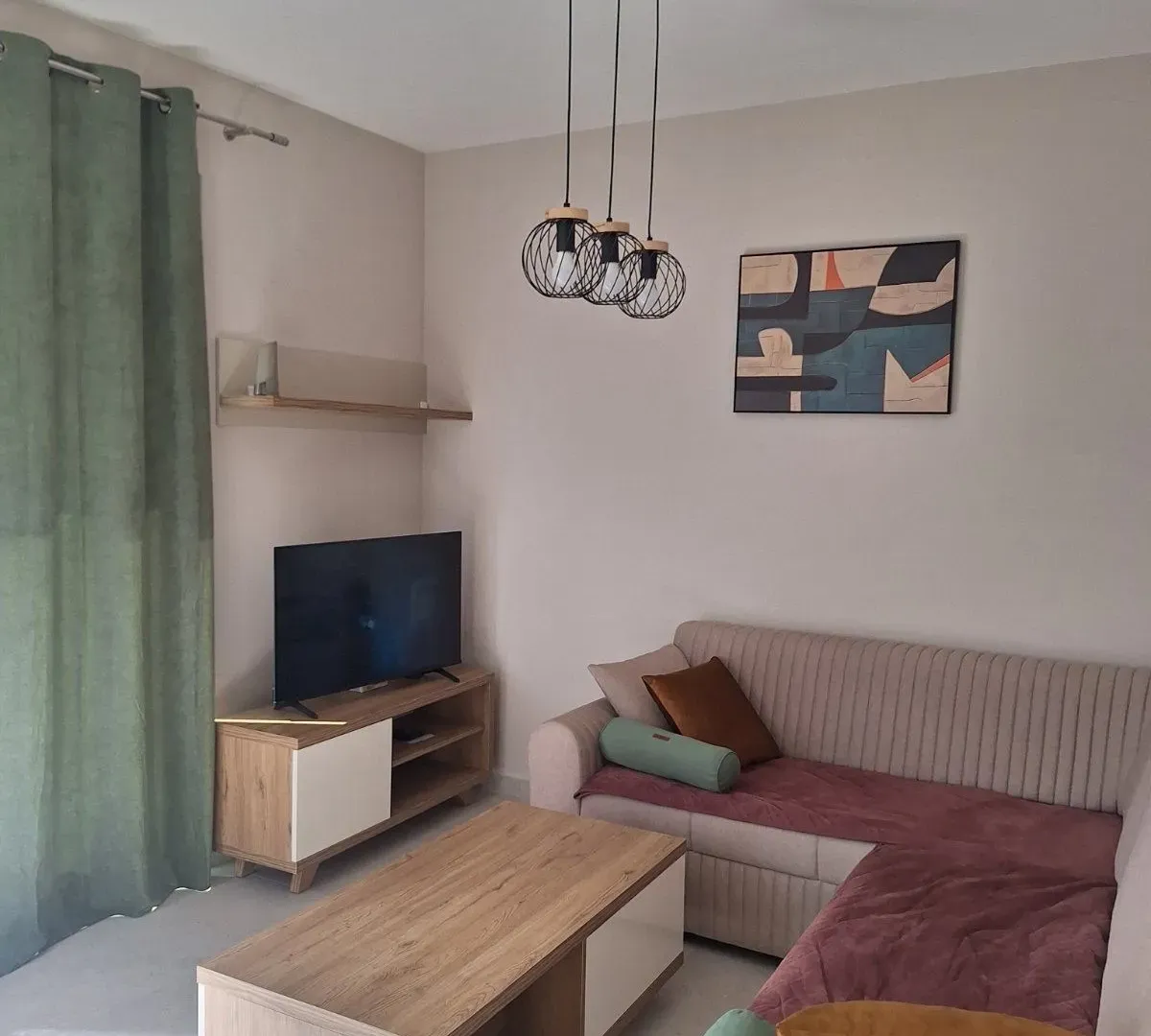 Izdavanje, jednosoban stan, 41m², Tripovići, Tivat