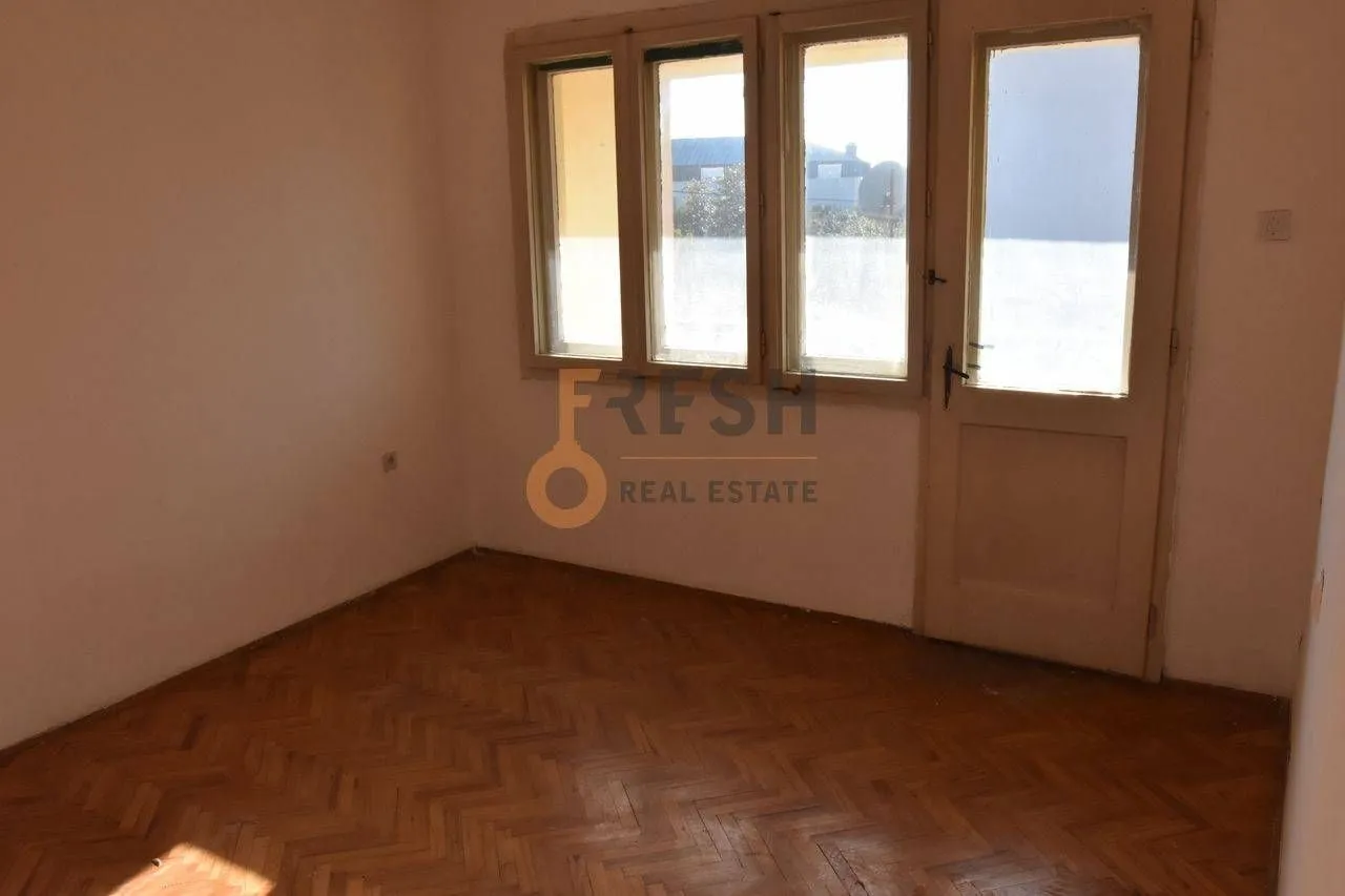 Prodaja, kuća, 200m², Masline, Podgorica