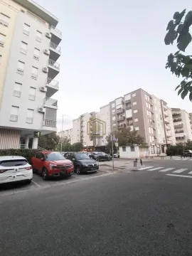 Izdavanje, dvosoban stan, 75m², Blok 9, Podgorica - image 2