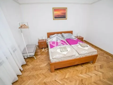 Izdavanje, trosoban stan, 97m², Stari Grad, Beograd - image 11