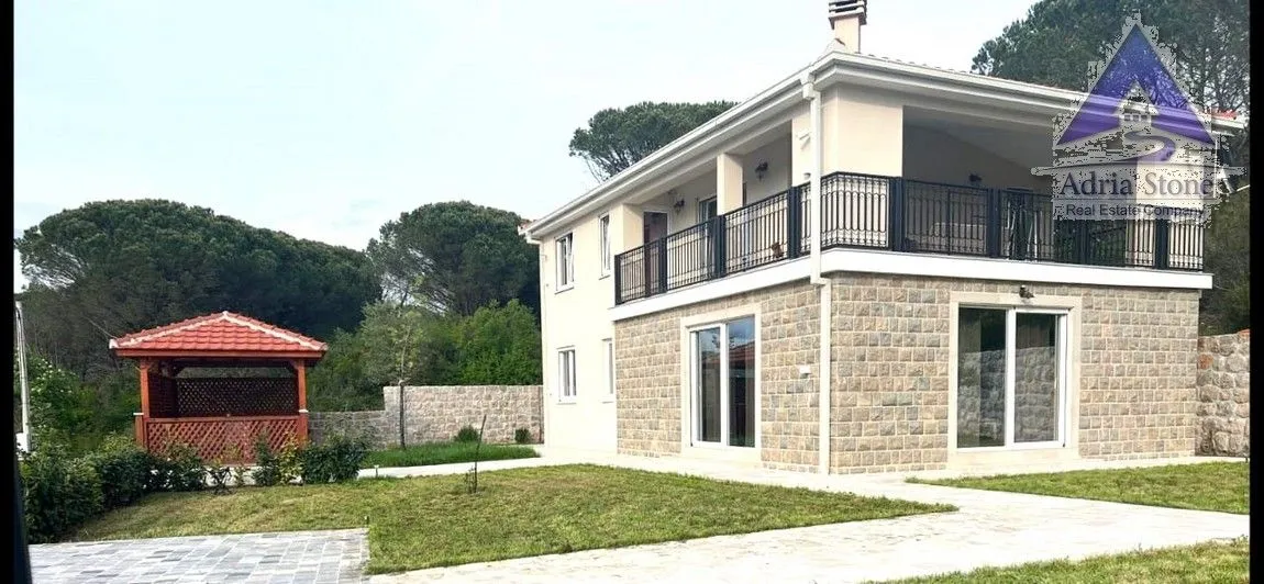 Prodaja, kuća, 250m², Zagora, Kotor