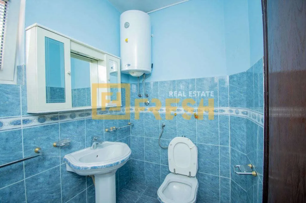 Rent, house, 300m², Zabjelo, Podgorica