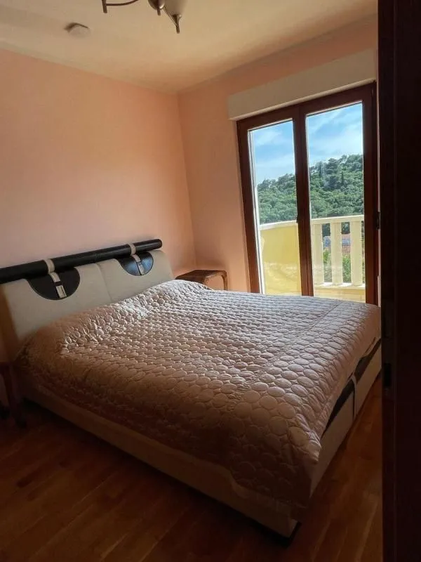 Prodaja, jednosoban stan, 48m², Petrovac, Budva