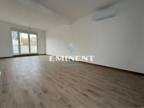 Prodaja, stan, 140m², Cvetkova Pijaca, Zvezdara Sve Podlokacije - image 2