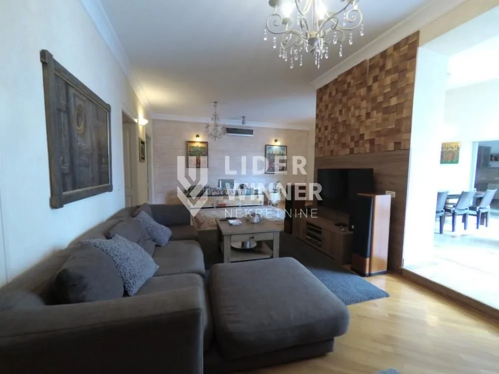 Sale, four bedroom apartment, 190m², Vračar Hram, Vračar Sve Podlokacije