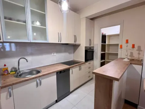 Prodaja, jednosoban stan, 53m², Central Point, Podgorica - image 8