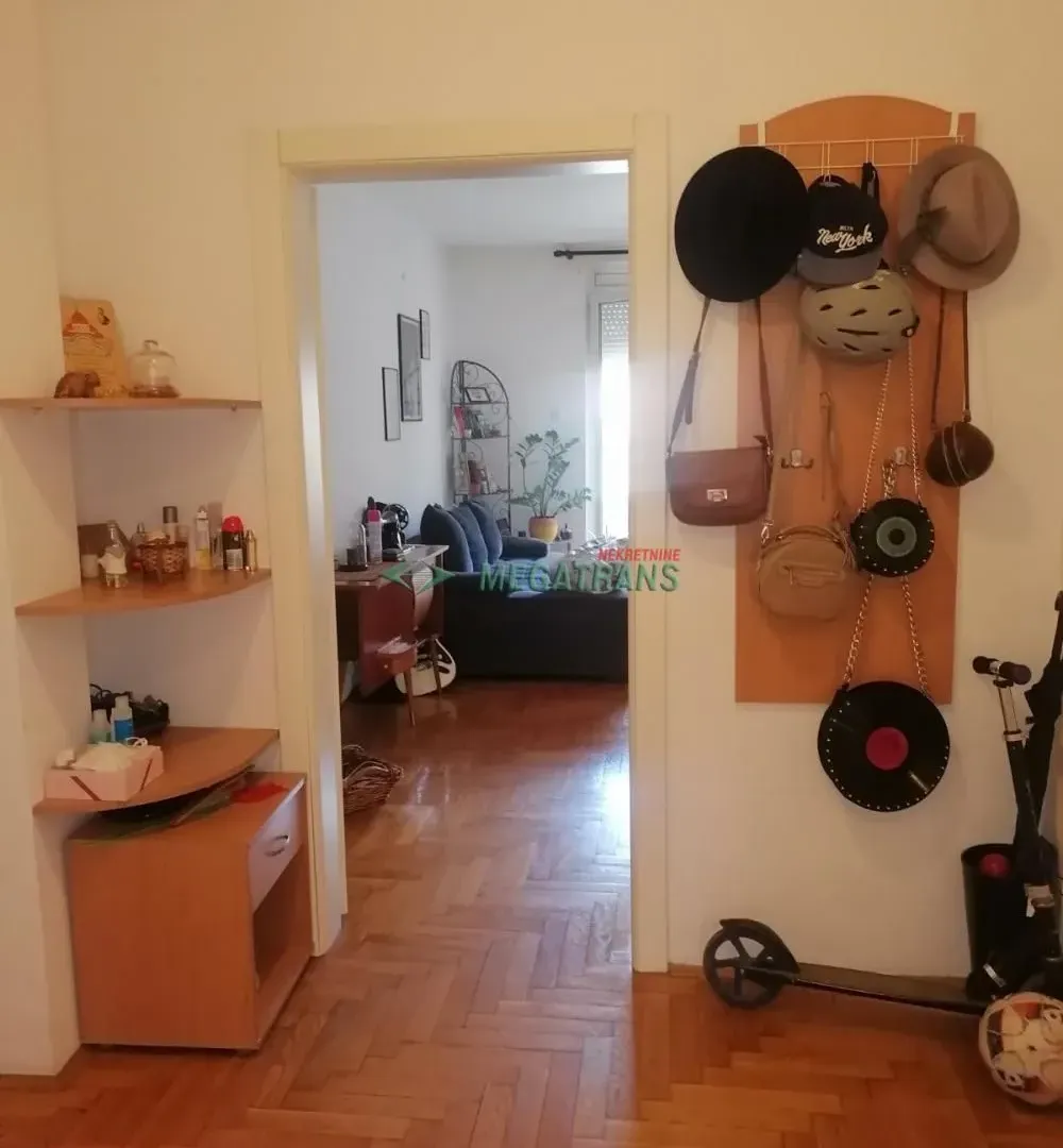 Prodaja, dvosoban stan, 65m², Centar, Novi Sad