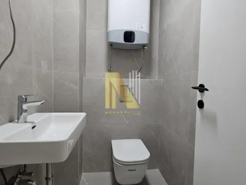 Sale, four bedroom apartment, 165m², Centar, Novi Sad - image 10