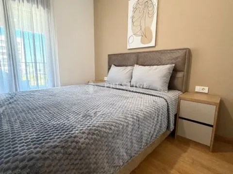 Izdavanje, jednosoban stan, 47m², City Kvart, Podgorica - image 8