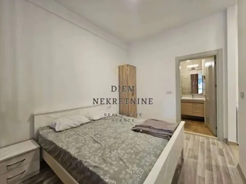 Izdavanje, jednosoban stan, 42m², Centar, Bar - image 3