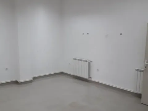 Rent, office space, 43m², Centar, Kragujevac - image 2