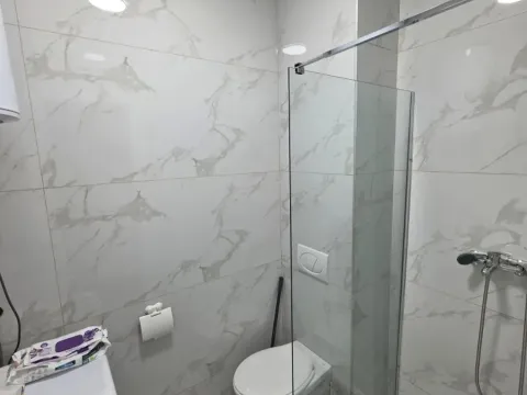 Rent, one bedroom apartment, 56m², Kod Big Fashion-a, Podgorica - image 8