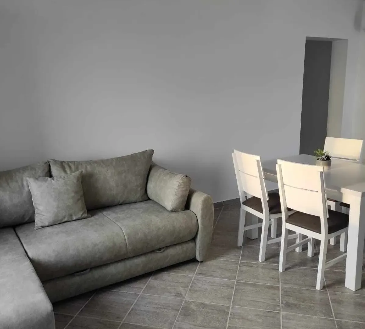 Sale, apartment, 300m², Bar, Crna Gora