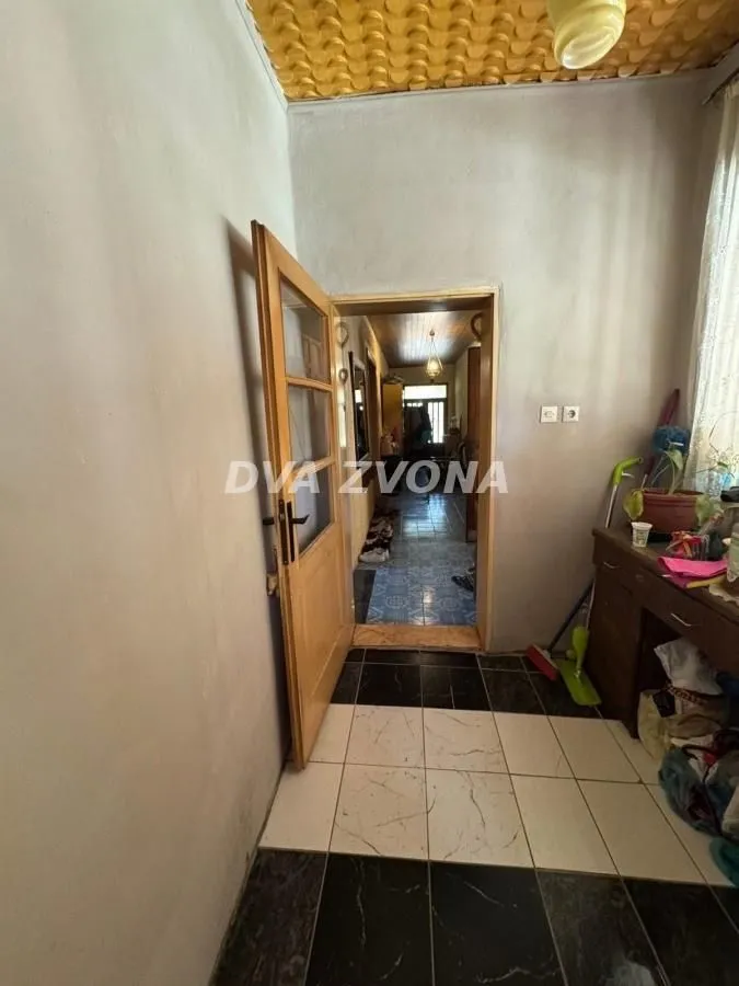Prodaja, kuća, 221m², Žitište, Zrenjanin