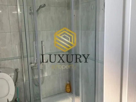 Izdavanje, kuća, 250m², Zagorič, Podgorica - image 8