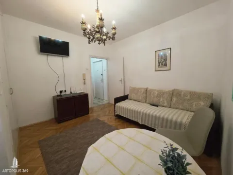 Izdavanje, stan, 20m², Savski Venac, Beograd - image 2