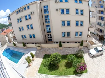 Sale, three bedroom apartment, 169m², Petrovac, Budva