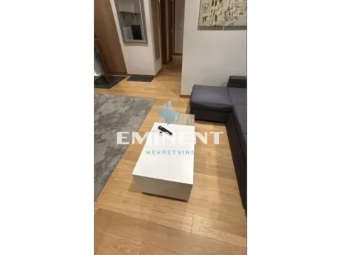 Rent, three bedroom apartment, 65m², Stari Grad, Beograd - image 3