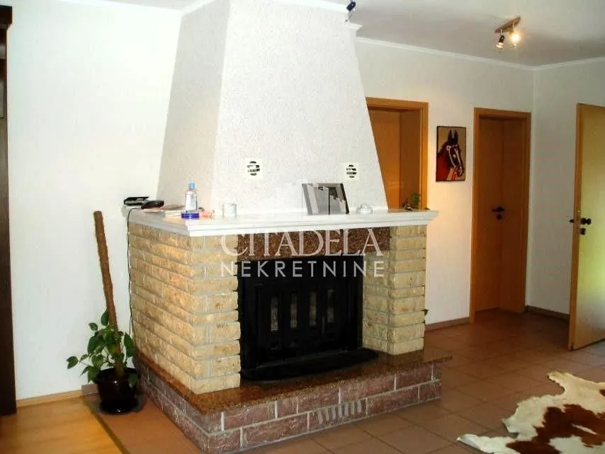 Sale, house, 432m², Resnik, Beograd