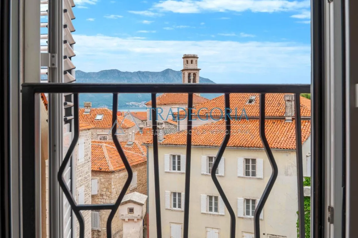Prodaja, jednosoban stan, 70m², Budva, Crna Gora