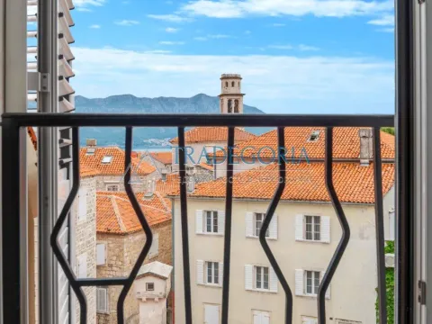 Prodaja, jednosoban stan, 70m², Budva, Crna Gora - image 21
