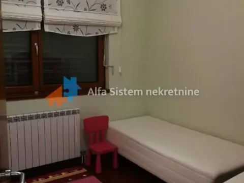 Rent, three bedroom apartment, 95m², Savski Venac, Beograd - image 19