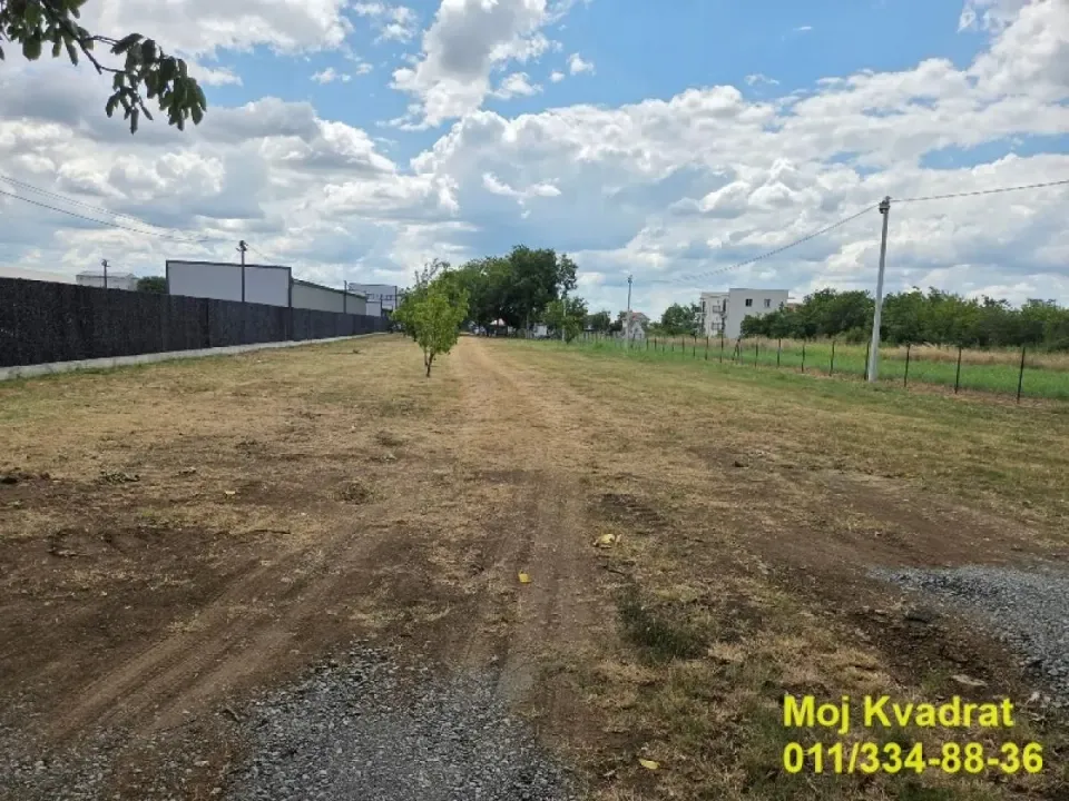Rent, land lot, 2500m², Surčin, Beograd