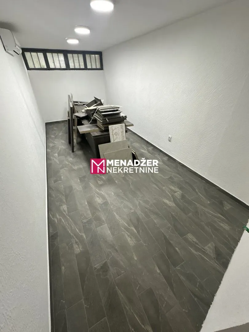 Rent, office space, 48m², Autobuska stanica, Podgorica