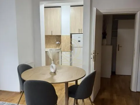 Izdavanje, dvosoban stan, 52m², Bulevar Oslobodjenja, Novi Sad Sve Podlokacije - image 6