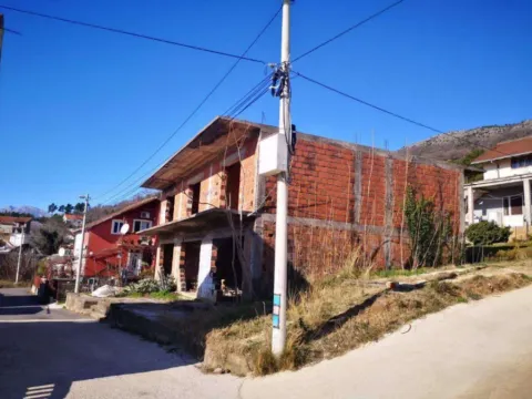 Sale, house, 246m², Tivat, Crna Gora
