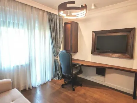 Izdavanje, trosoban stan, 96m², Đeram Pijaca, Beograd - image 9
