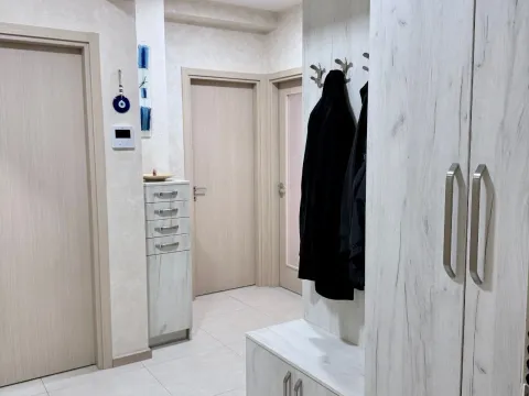 Prodaja, trosoban stan, 72m², City Kvart, Podgorica - image 10