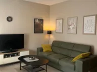 Izdavanje, jednosoban stan, 45m², Bečići, Budva - image 1