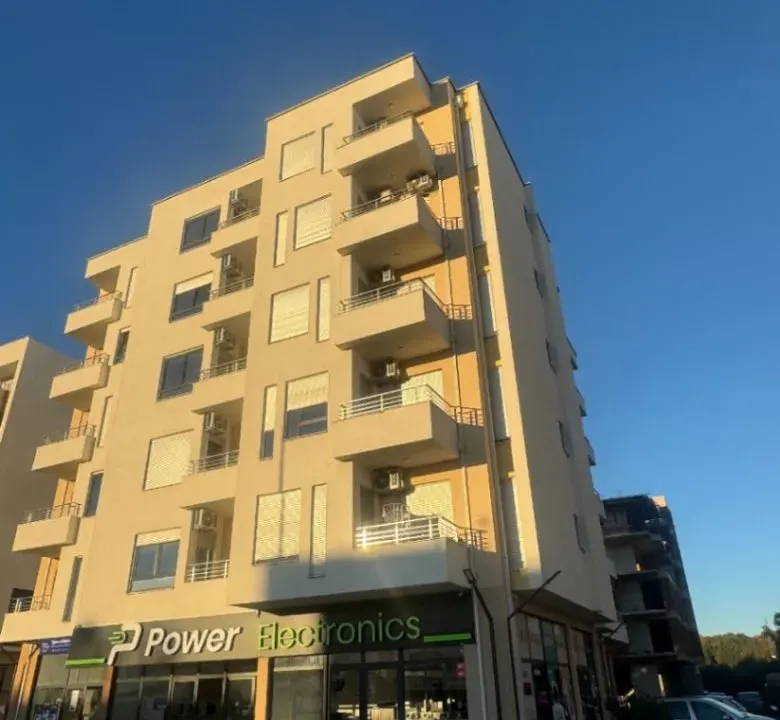 Izdavanje, jednosoban stan, 47m², Ulcinj, Crna Gora