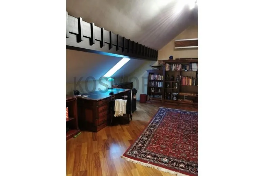 Sale, apartment, 199m², Banovo Brdo, Beograd