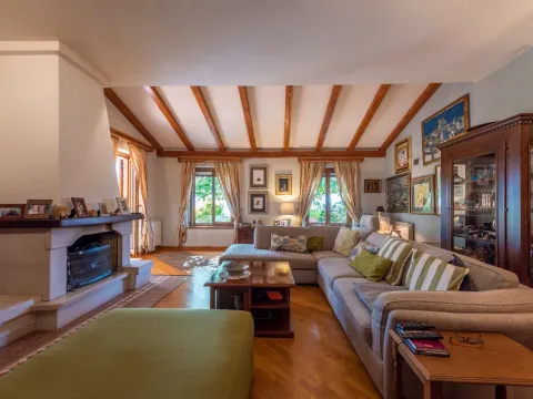 Sale, house, 305m², Orahovac, Kotor - image 10