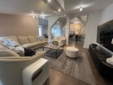 Izdavanje, četvorosoban stan, 189m², Spens, Novi Sad Sve Podlokacije - image 2