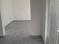 Izdavanje, poslovni prostor, 46m², Masline, Podgorica