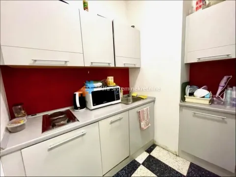 Izdavanje, poslovni prostor, 185m², Neimar, Vračar Sve Podlokacije - image 13