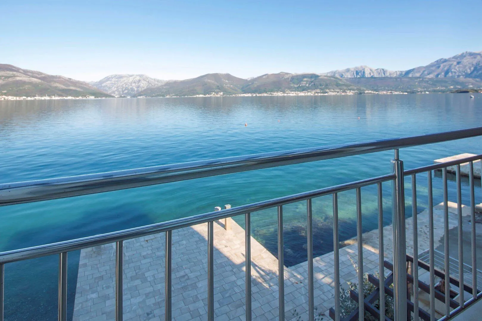 Prodaja, kuća, 300m², Bratešići, Kotor