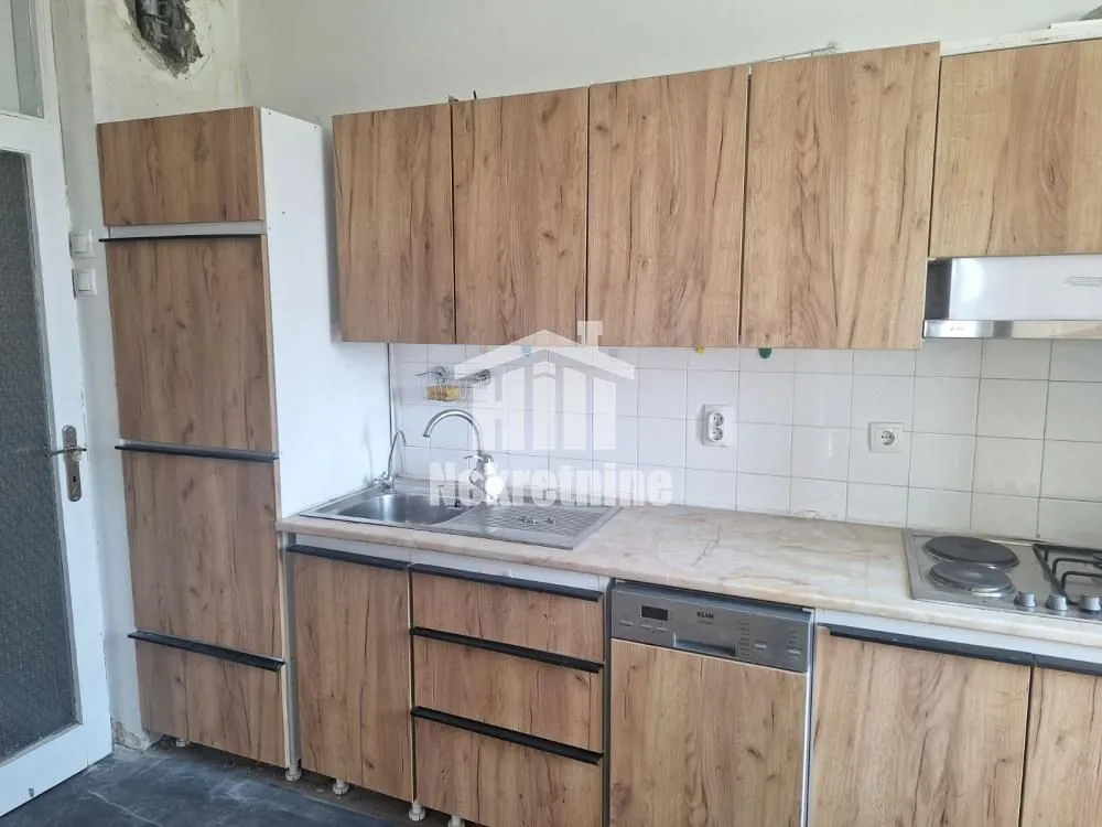 Prodaja, trosoban stan, 78m², Zemun Sve Podlokacije, Beograd