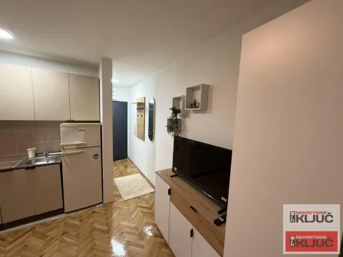 Rent, studio apartment, 22m², Grbavica, Novi Sad Sve Podlokacije - image 5
